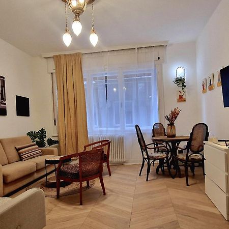 Charming Center Apartman Budapest Exteriör bild
