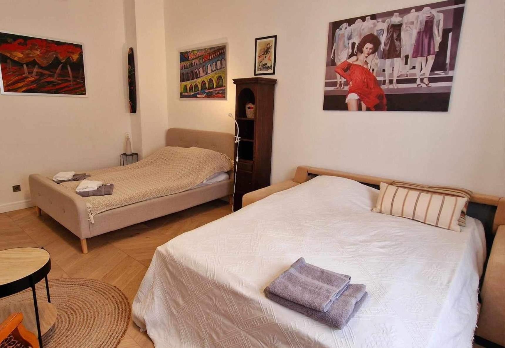 Charming Center Apartman Budapest Exteriör bild